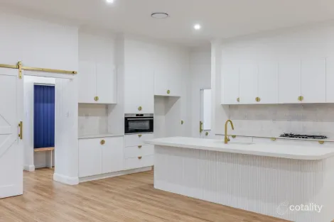 Property photo of 48 Hume Street North Toowoomba QLD 4350