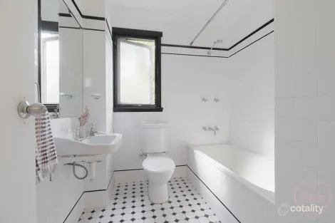 Property photo of 17 Lowrie Street Dickson ACT 2602