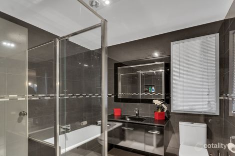 Property photo of 13 Toirram Crescent Cranbourne VIC 3977