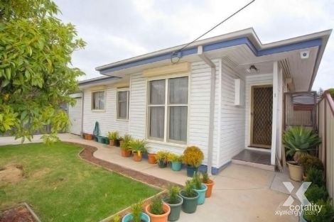 1/1 Cremorne St, Braybrook, VIC 3019