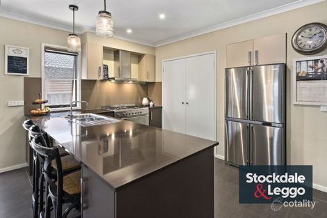 Property photo of 13 Arum Walk Mernda VIC 3754