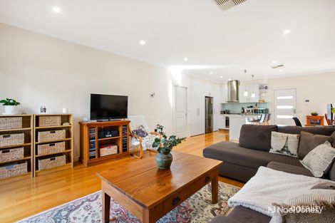 Property photo of 2/60 Faraday Road Croydon South VIC 3136