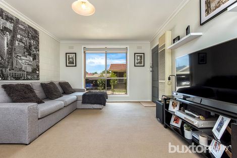 Property photo of 5/38-40 Pride Avenue Hamlyn Heights VIC 3215