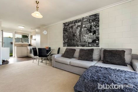 Property photo of 5/38-40 Pride Avenue Hamlyn Heights VIC 3215