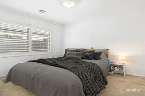 Property photo of 21 Cardinia Grove Manor Lakes VIC 3024