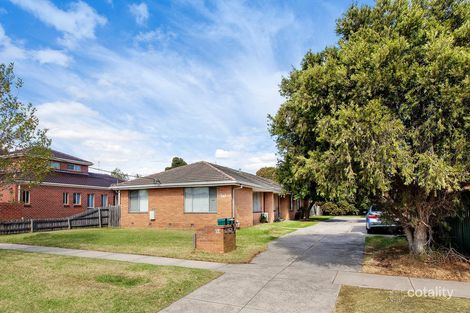 Property photo of 1 Oakes Avenue Clayton South VIC 3169