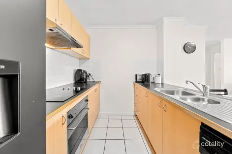 Property photo of 21/8 Mascar Street Upper Mount Gravatt QLD 4122