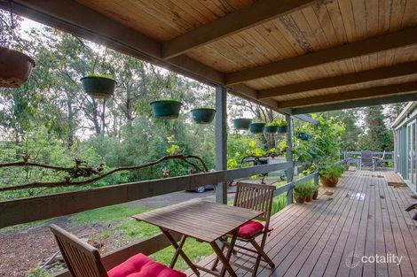 Property photo of 2 Flora Close Cockatoo VIC 3781