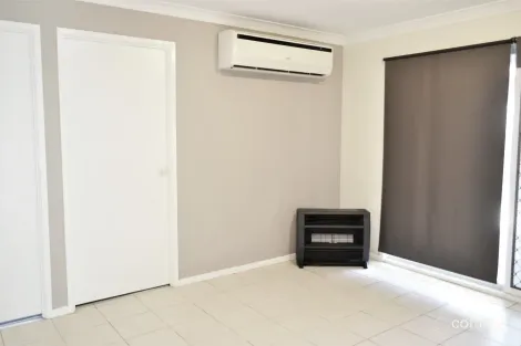 Property photo of 16 Waterfall Crescent Cranebrook NSW 2749
