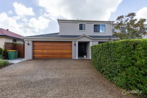 Property photo of 2/40 Lancewood Circuit Robina QLD 4226
