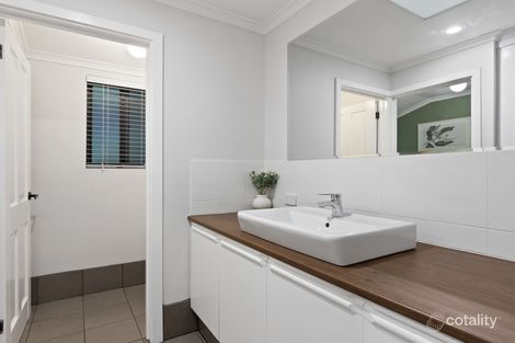 Property photo of 35 Seaview Drive Happy Valley SA 5159