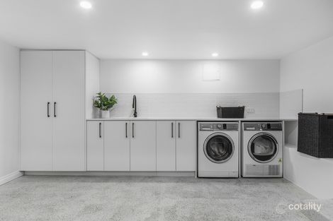 Property photo of 2A Mountain View Crescent Seaford VIC 3198