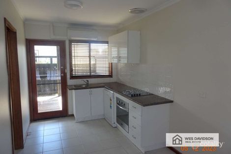 Property photo of 2/65 Edith Street Horsham VIC 3400