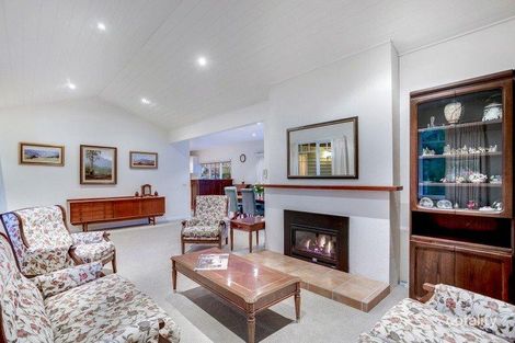 Property photo of 166 Barkly Street Mornington VIC 3931