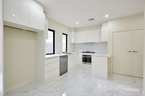 Property photo of 2/4 Mather Road Noble Park VIC 3174