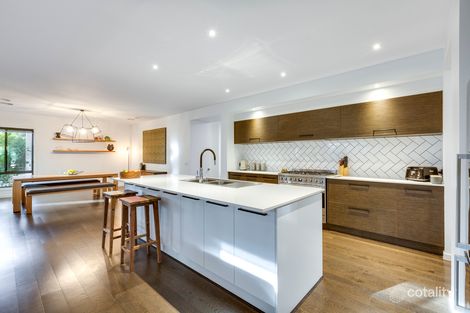 Property photo of 51 Queens Parade Hillside VIC 3037