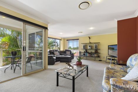 Property photo of 32 Monterey Keys Drive Helensvale QLD 4212