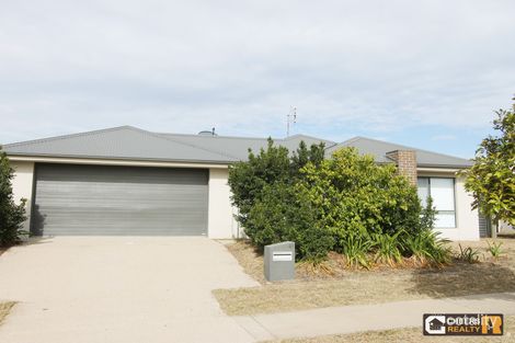 Property photo of 41 Clover Crescent Boyne Island QLD 4680
