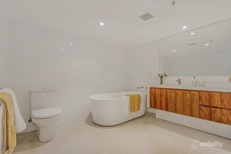 Property photo of 12/129 Surf Parade Broadbeach QLD 4218