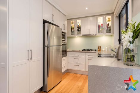Property photo of 5 Olive Grove Lilydale VIC 3140