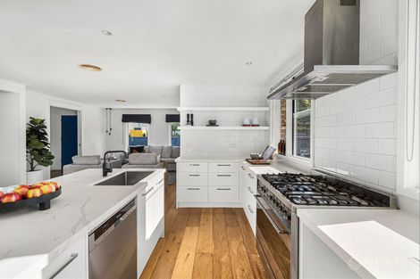 Property photo of 40 Moyangul Drive Keilor East VIC 3033
