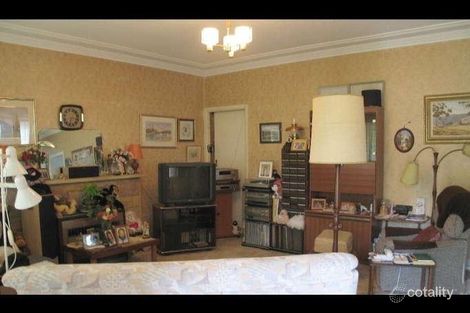 Property photo of 5 Valley Road Forestville NSW 2087
