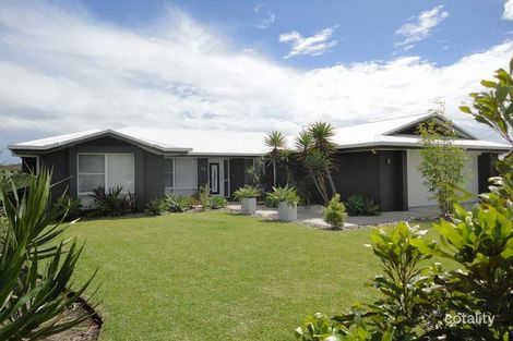 16 Shantull Dr, Wallabi Point, NSW 2430