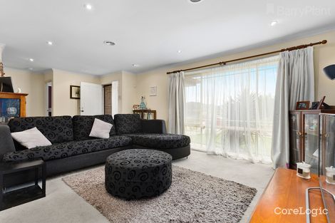 Property photo of 25 Filmer Crescent Narre Warren South VIC 3805