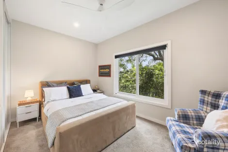 Property photo of 2 Newton Parade Forestville NSW 2087