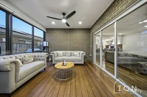 Property photo of 152 Alisma Boulevard Cranbourne North VIC 3977