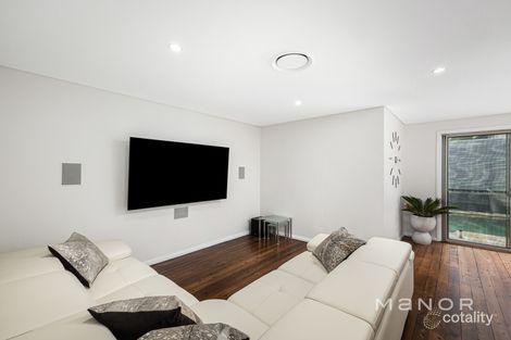 Property photo of 18 Lomond Crescent Winston Hills NSW 2153
