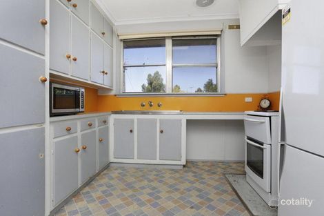 Property photo of 13 White Avenue Hamilton VIC 3300