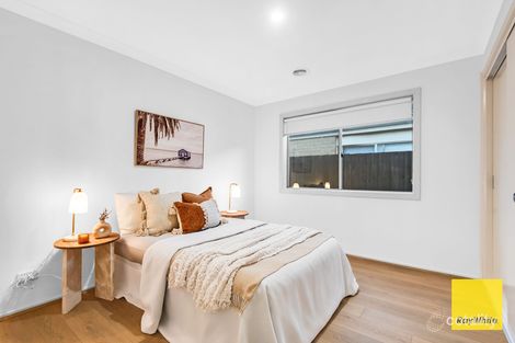 Property photo of 2/12 Starflower Way Truganina VIC 3029