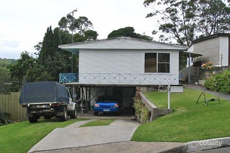 1 Bradley Ave, Mount Kembla, NSW 2526