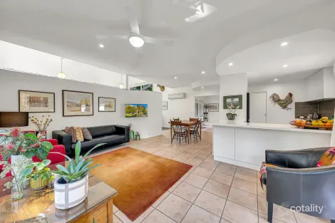 Property photo of 23 Bakers Gully Road Bright VIC 3741