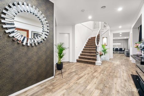 Property photo of 13 Glenelg Boulevard Taylors Hill VIC 3037