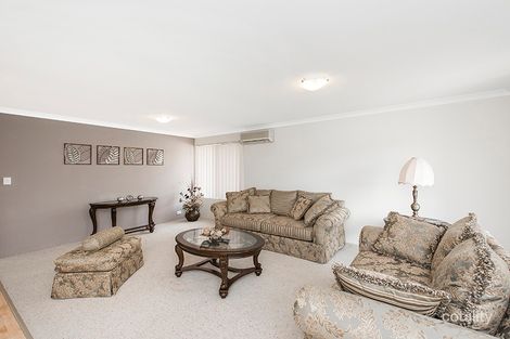 Property photo of 17 Roche Way Beeliar WA 6164