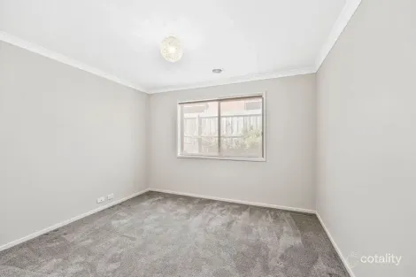 Property photo of 13 Sheehan Court Ballarat East VIC 3350