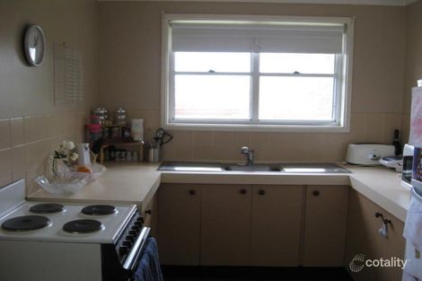 Property photo of 4 Loire Place Kearns NSW 2558