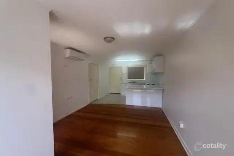 Property photo of 3/82 Thackeray Road Reservoir VIC 3073