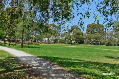 Property photo of 8/29 Elphin Grove Hawthorn VIC 3122