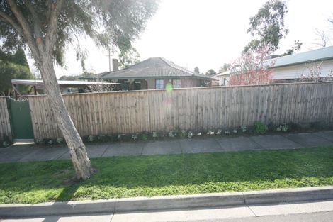 Property photo of 1 Harley Street Knoxfield VIC 3180