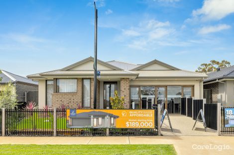 Property photo of 17 Lilybloom Way Fraser Rise VIC 3336