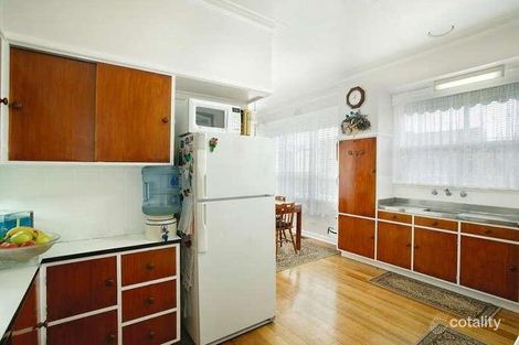 Property photo of 4 Hamlet Street Wendouree VIC 3355