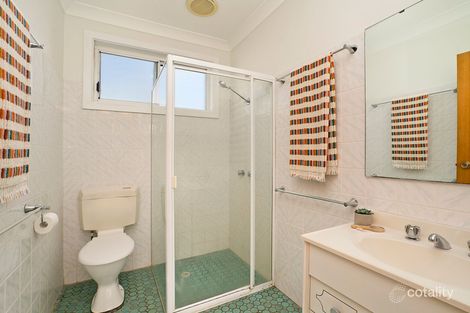 Property photo of 51 Marks Parade Marks Point NSW 2280