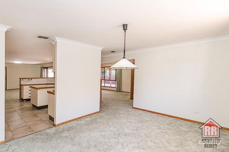 Property photo of 4 Kingfisher Close Runcorn QLD 4113