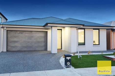 Property photo of 33 Pottery Avenue Point Cook VIC 3030