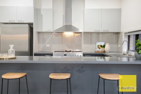 Property photo of 33 Pottery Avenue Point Cook VIC 3030
