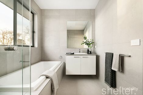 Property photo of 1/82 Pascoe Street Glen Iris VIC 3146