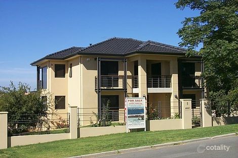 5b Fraser Rd, Applecross, WA 6153